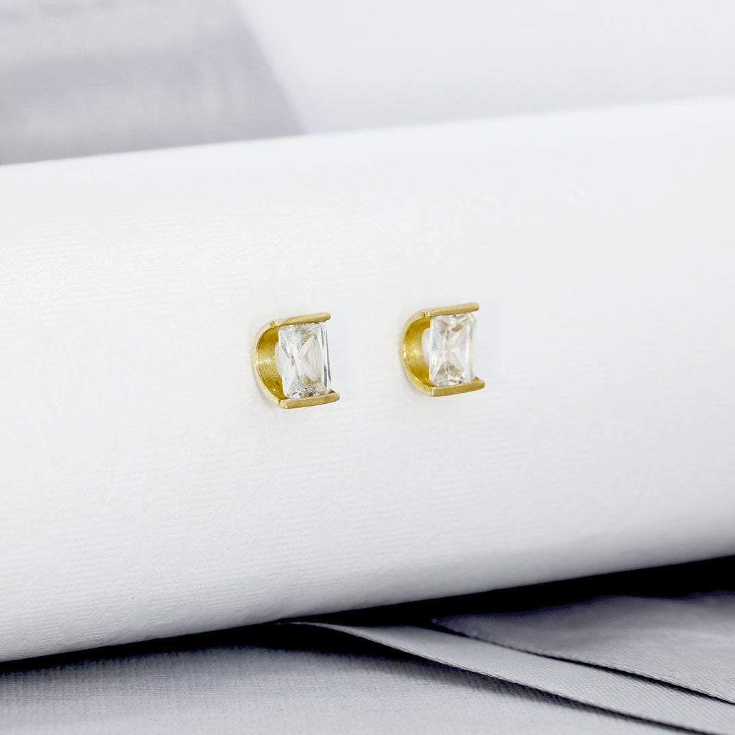 9ct Yellow Gold CZ Stud Earrings