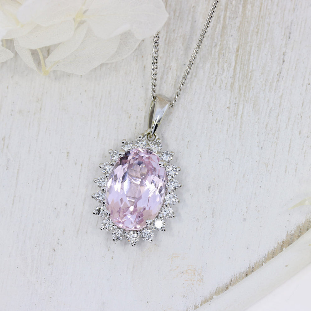 18ct White Gold Oval Kunzite & Diamond Cluster Pendant On a 18" Fine Curb Chain