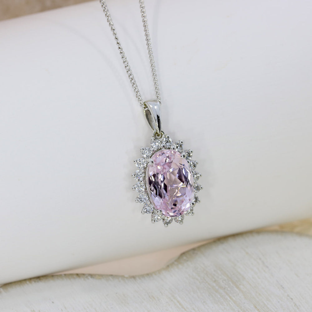 18ct White Gold Oval Kunzite & Diamond Cluster Pendant On a 18" Fine Curb Chain