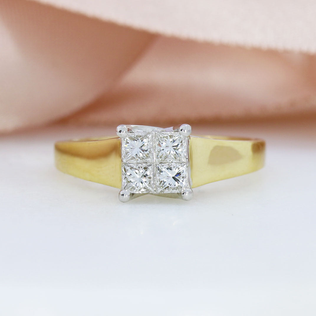 Pre Owned 18ct Gold Four Princess Cut Diamond Ring