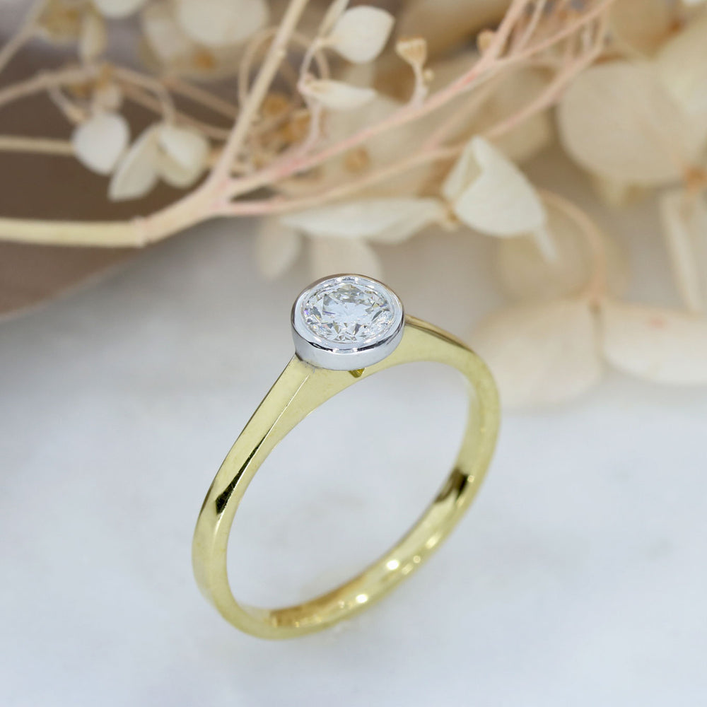 Pre Owned 18ct Yellow Gold Rubover Set Diamond Solitaire Ring Approx 0.50ct