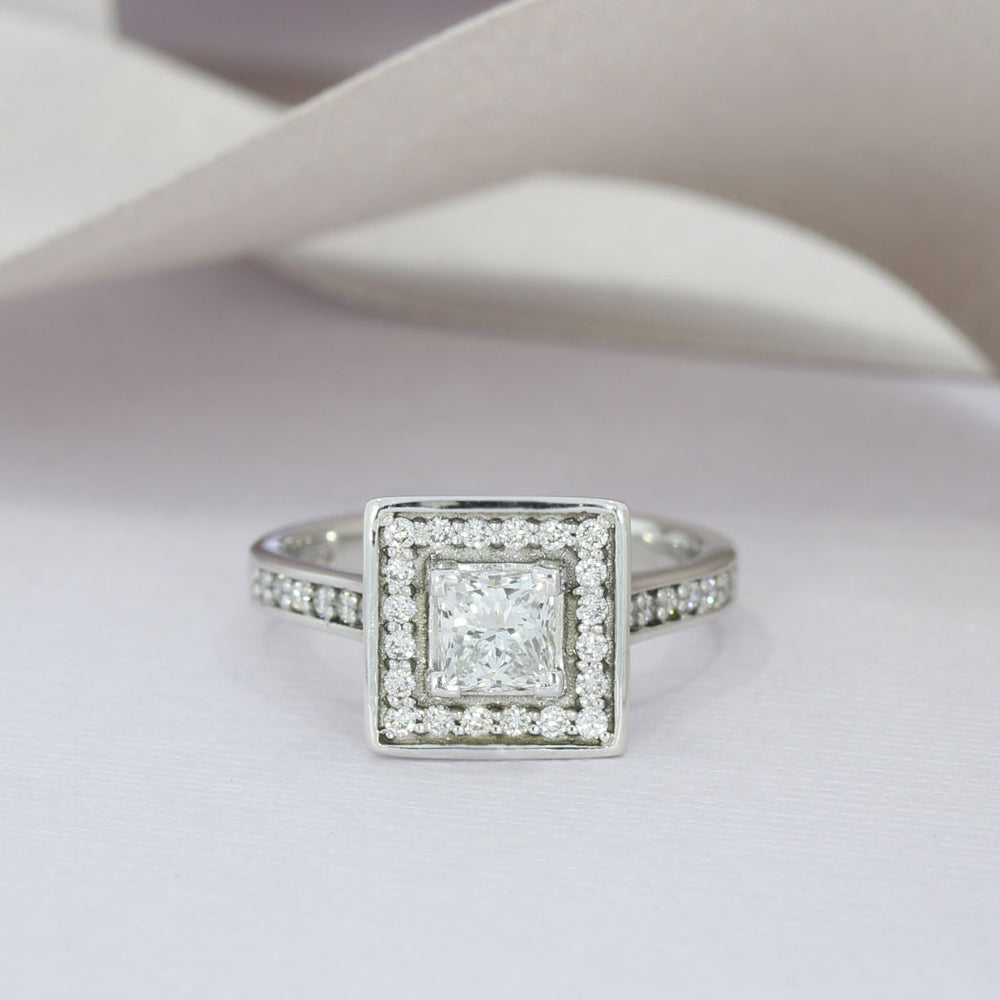 Pre Owned 18ct Gold Certified Princess Cut Diamond Square Halo Ring 1.05ct F SI1