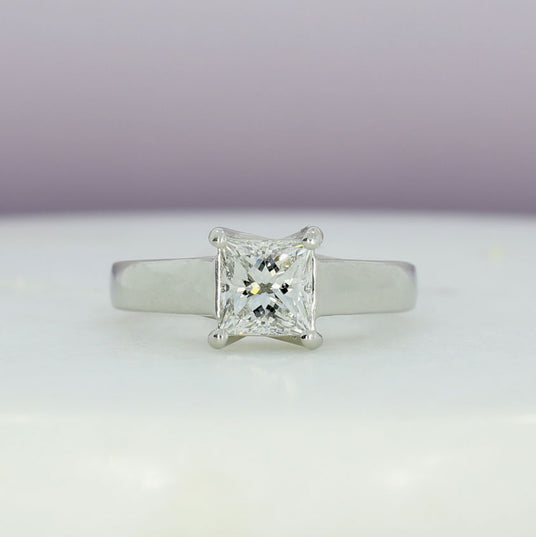 Pre Owned GIA Certified Platinum Princess Cut Diamond Solitaire Ring 1.01ct F SI1