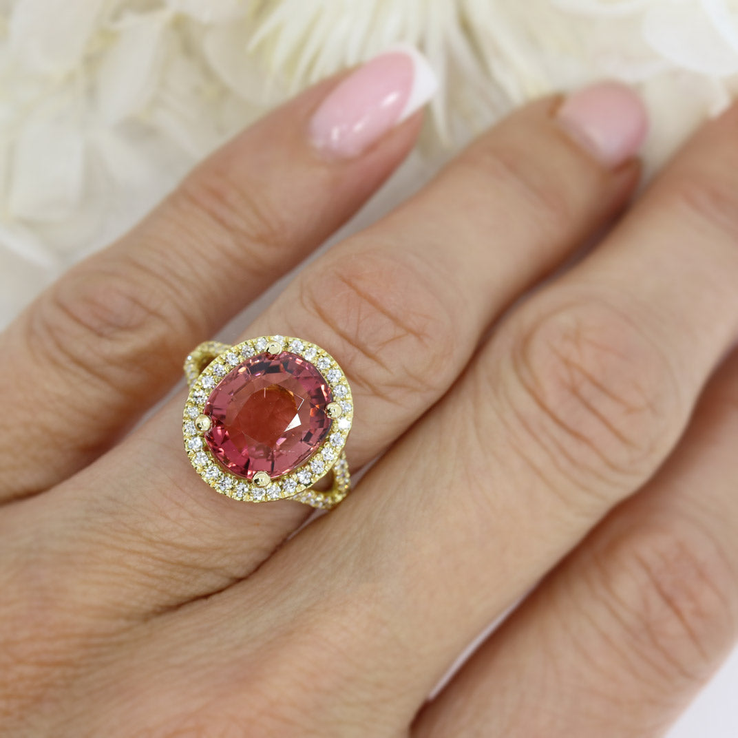 18ct Yellow Gold Oval Pink Tourmaline & Diamond Cluster Ring