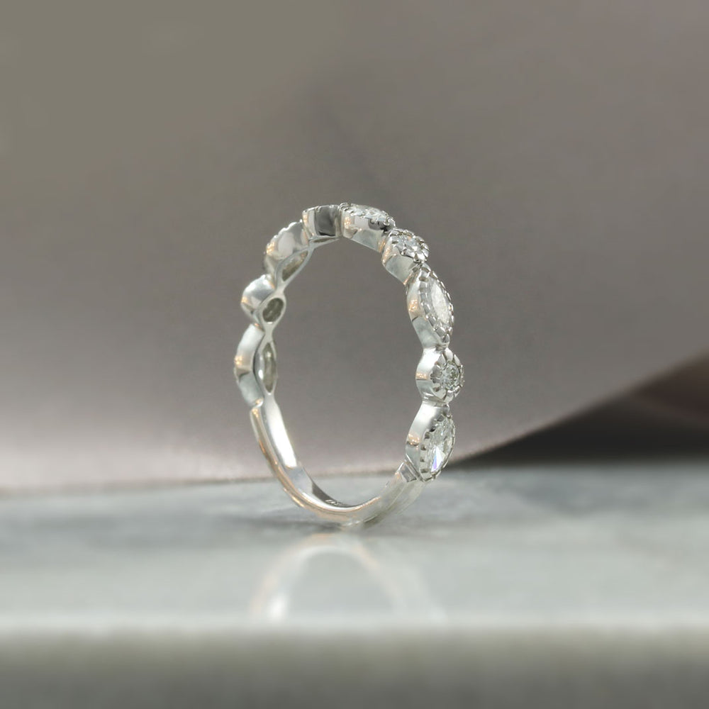 18ct Gold Fancy Diamond Ring Set with Marquise and Brilliant Cut Diamonds 0.52ct