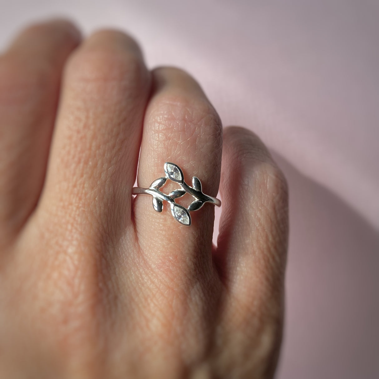 Silver Cross Over Leaf Ring Set With Cubic Zirconia's