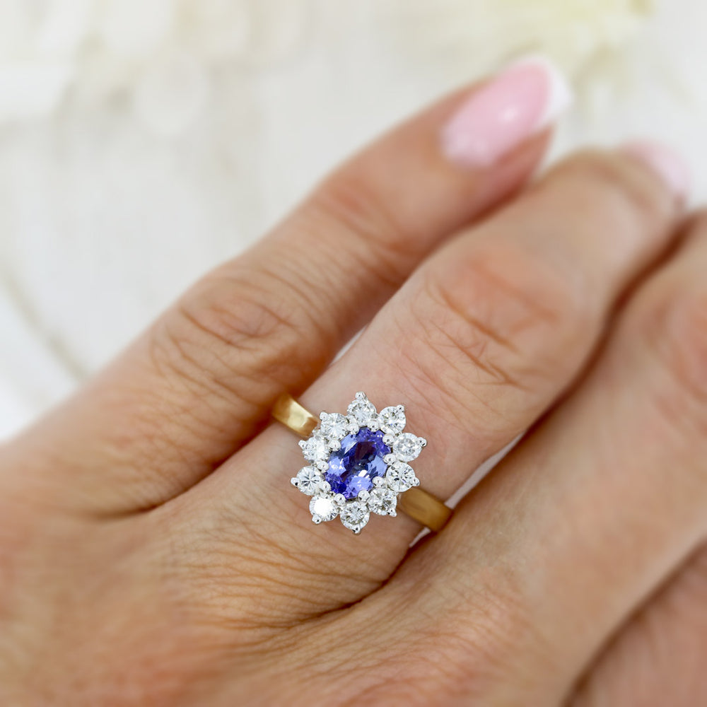 9ct Yellow Gold Oval Tanzanite & Diamond Cluster Ring