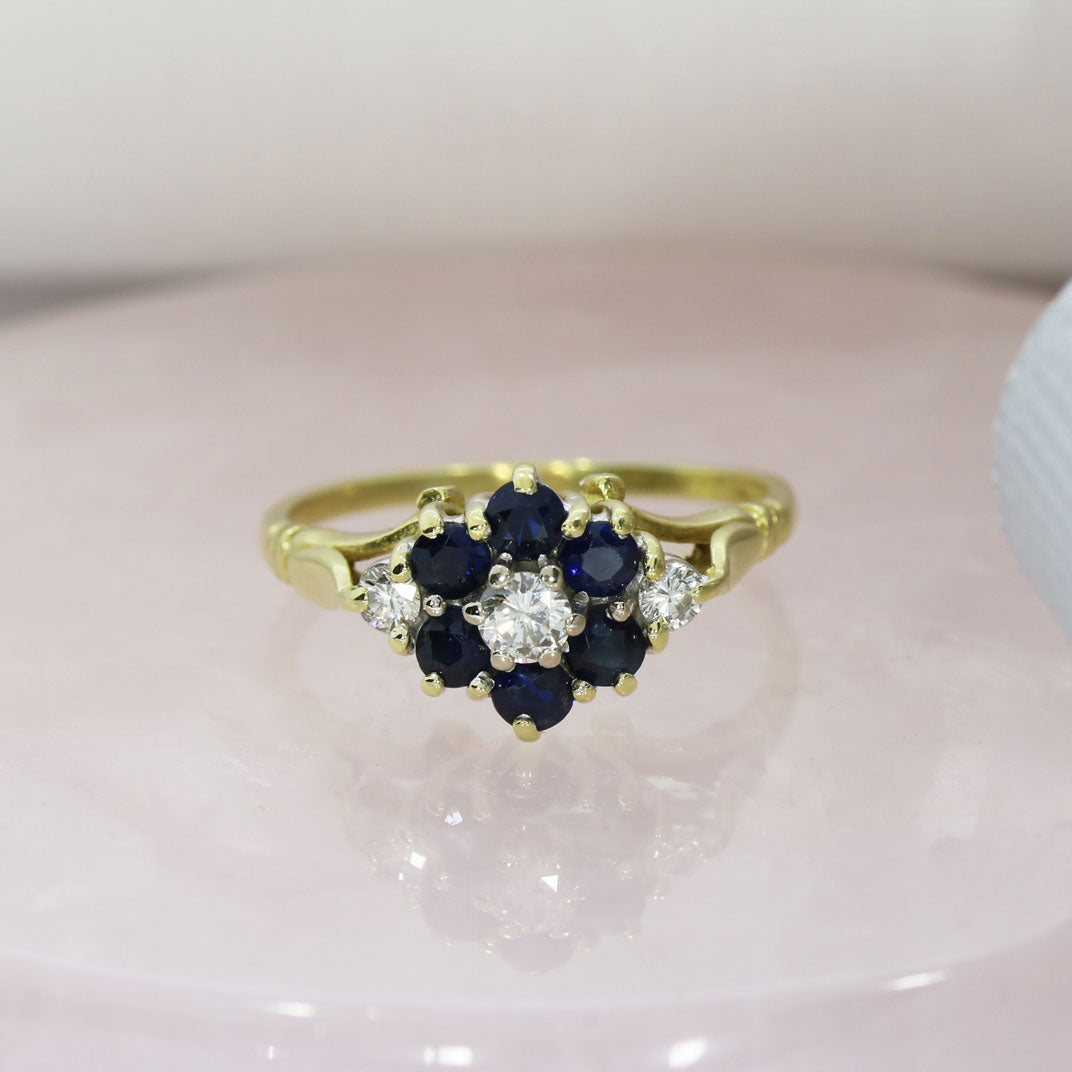 Pre Owned 18ct Yellow Gold Sapphire & Diamond Flower Cluster Ring