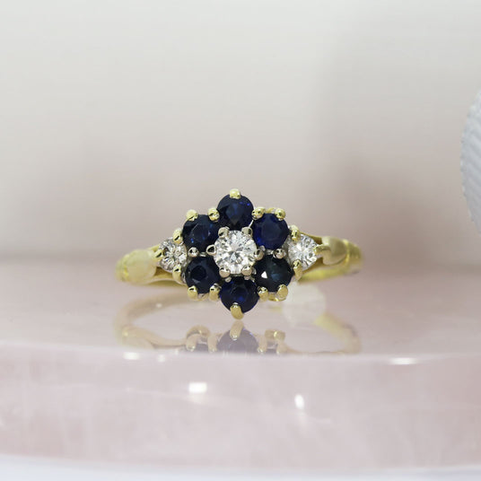 Pre Owned 18ct Yellow Gold Sapphire & Diamond Flower Cluster Ring