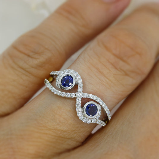 Pre Owned 9ct Yellow Gold Crossover Diamond & Sapphire Cluster Dress Ring