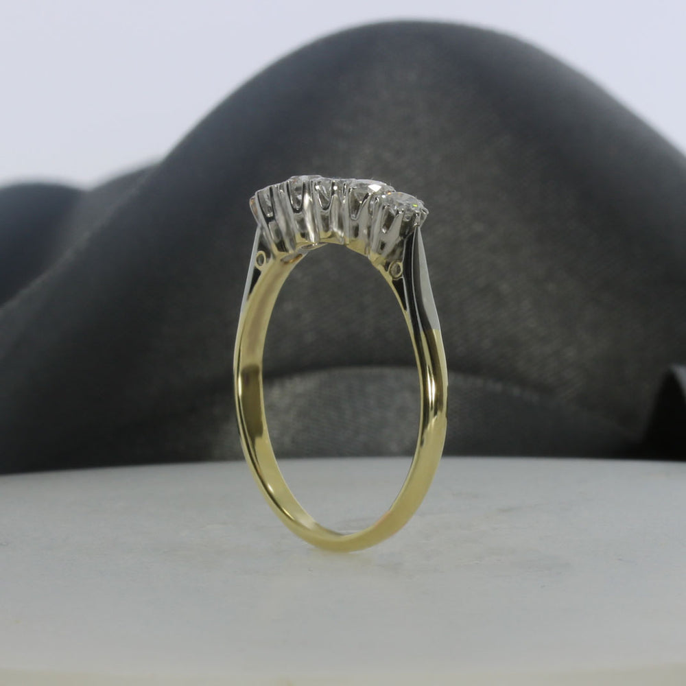 Pre Owned 18ct Yellow Gold & Platinum 5 Stone Diamond Ring