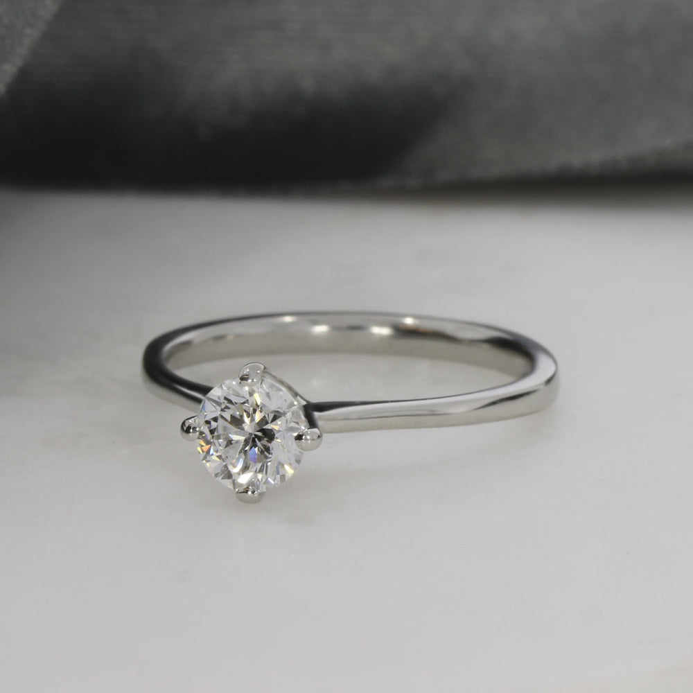 Pre Owned Platinum Compass Set Certified Diamond Solitaire 0.70ct E SI1