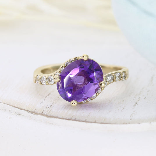 9ct Gold Oval Amethyst & Diamond Fancy Cross Over Ring