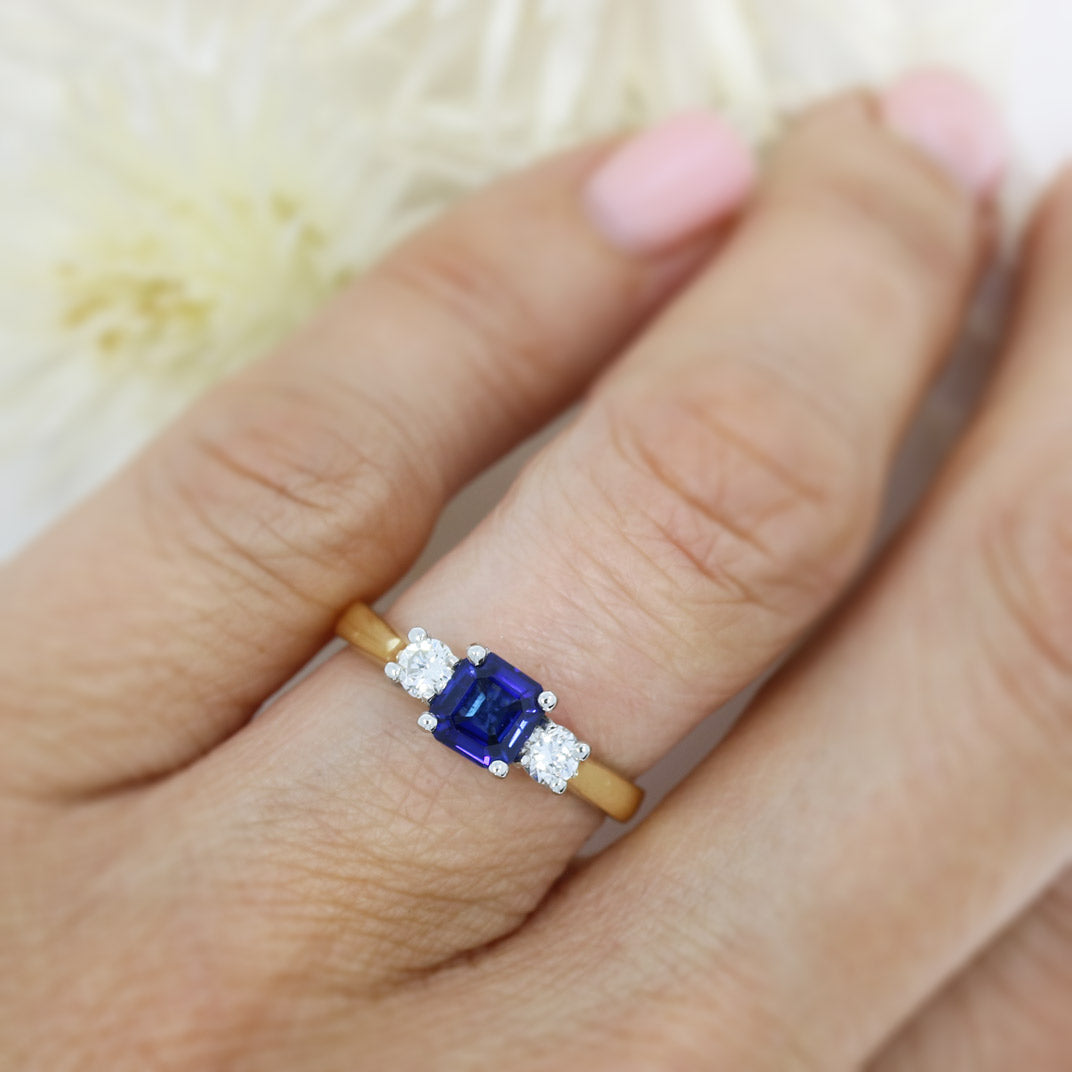 Pre Owned 18ct Square Sapphire & Round Diamond 3 Stone Ring