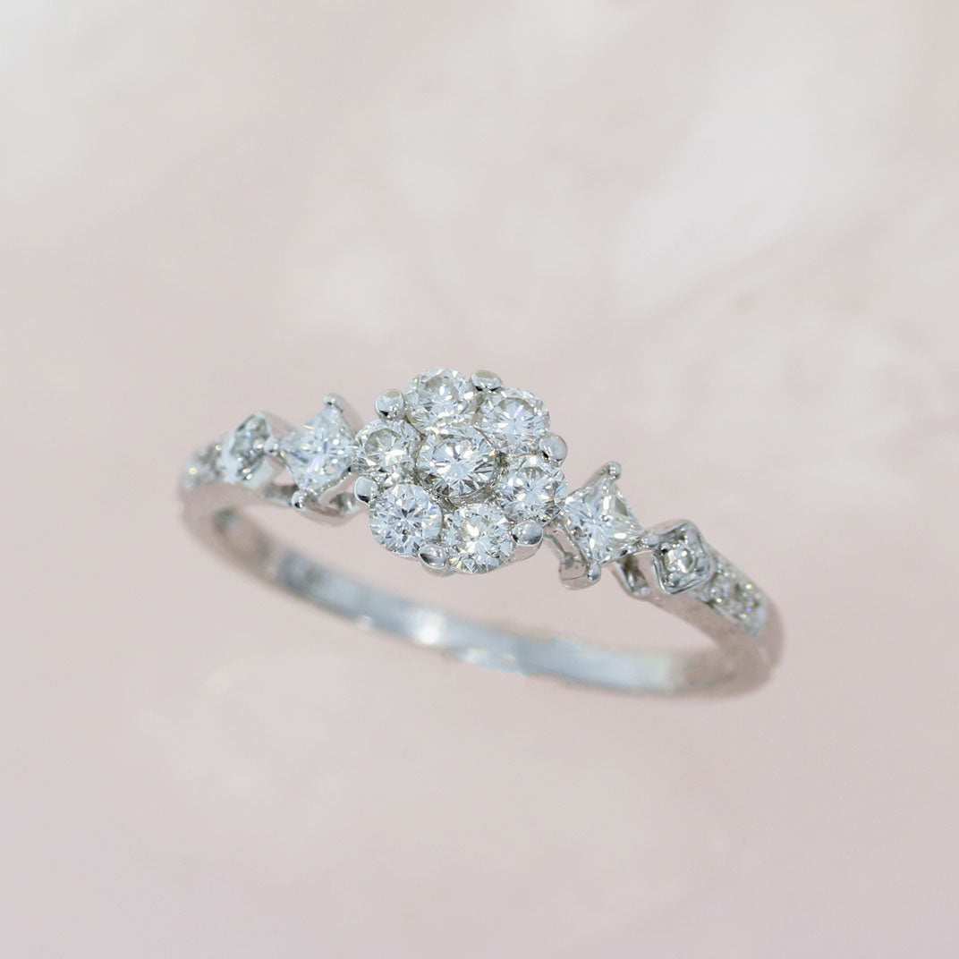 Pre Owned 18ct White Gold Diamond Flower Cluster Ring Approx .51ct