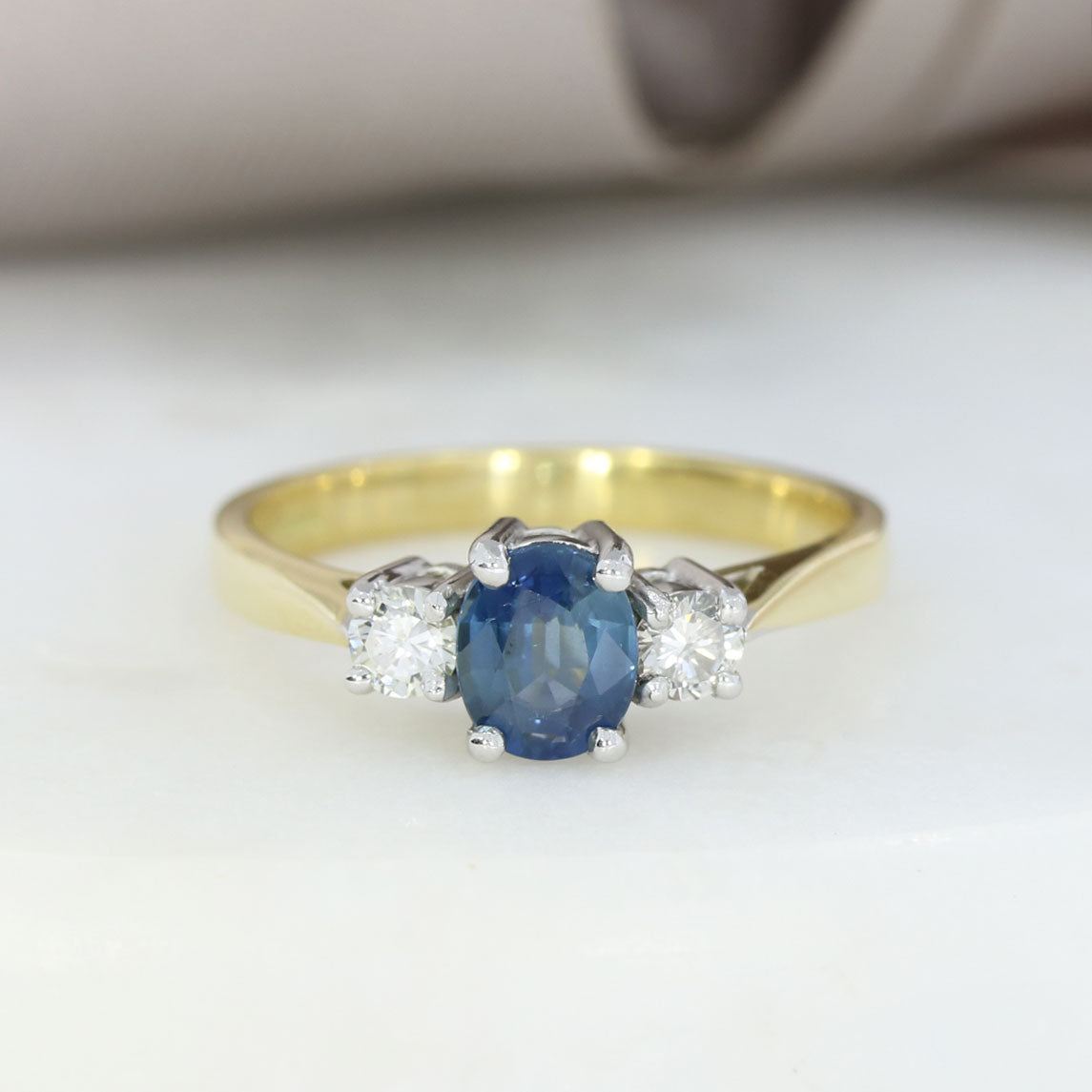 18ct Gold Oval Claw Set Sapphire & Round Diamond 3 Stone Ring