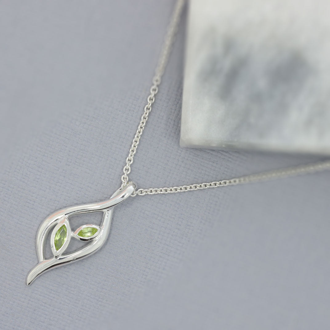 Silver Leaf Shaped Peridot Pendant & Chain