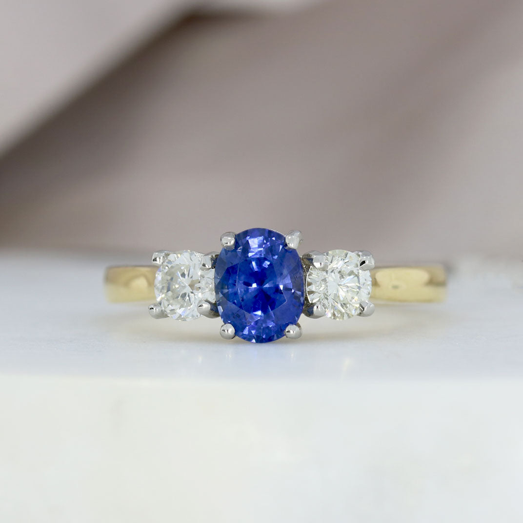 18ct Yellow Gold Sapphire & Diamond 3 Stone Ring