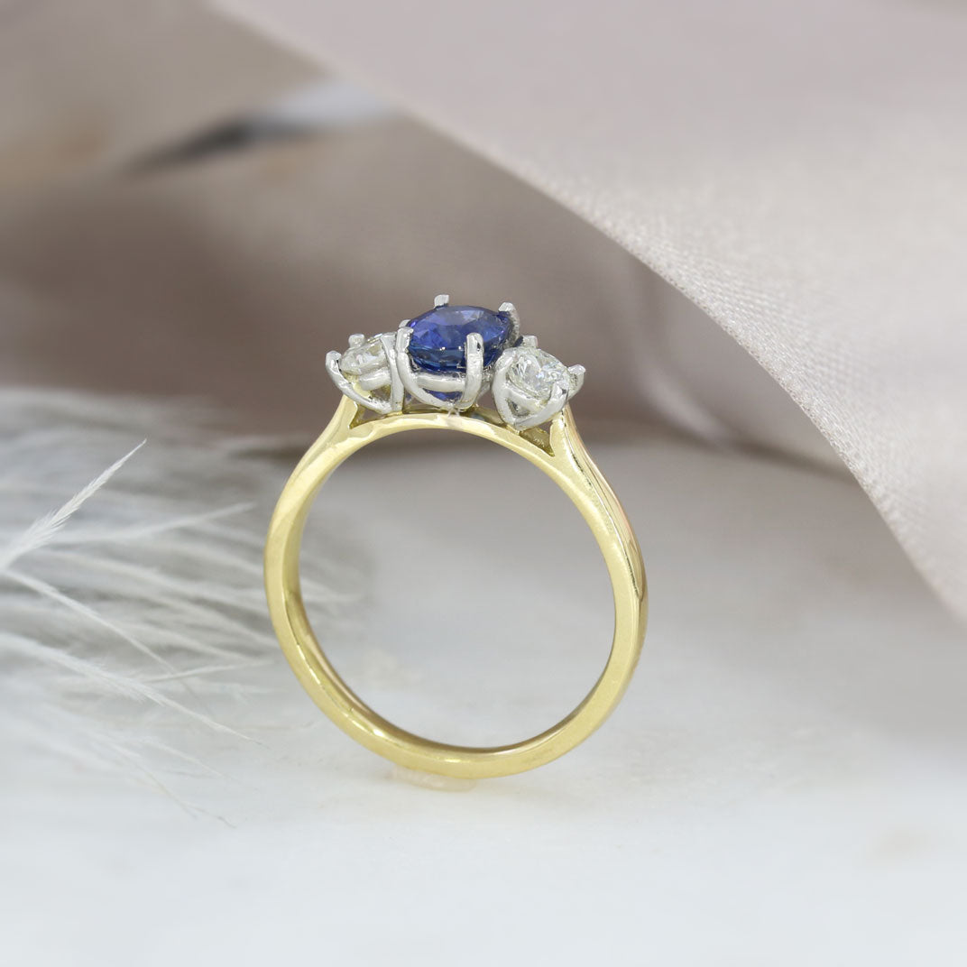 18ct Yellow Gold Sapphire & Diamond 3 Stone Ring