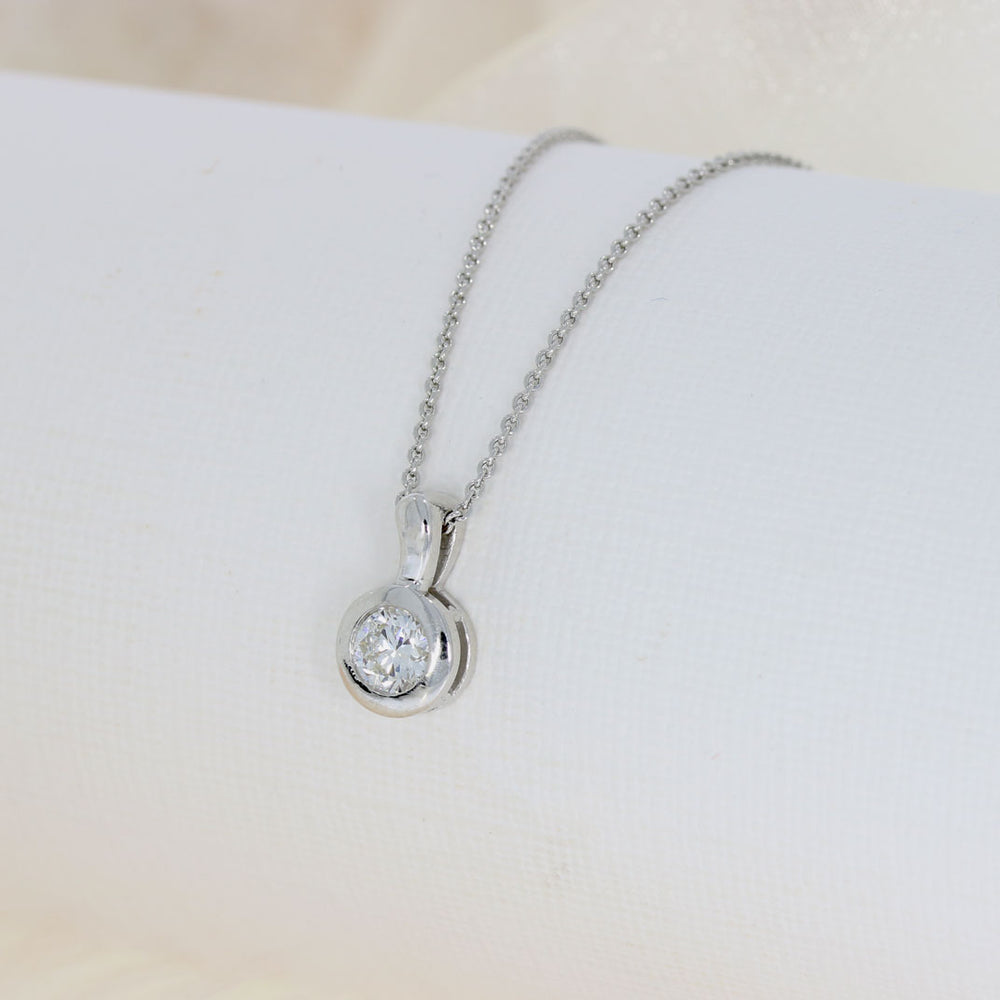 9ct White Gold Round Laboratory Grown Diamond Pendant 0.50ct On 9ct Chain