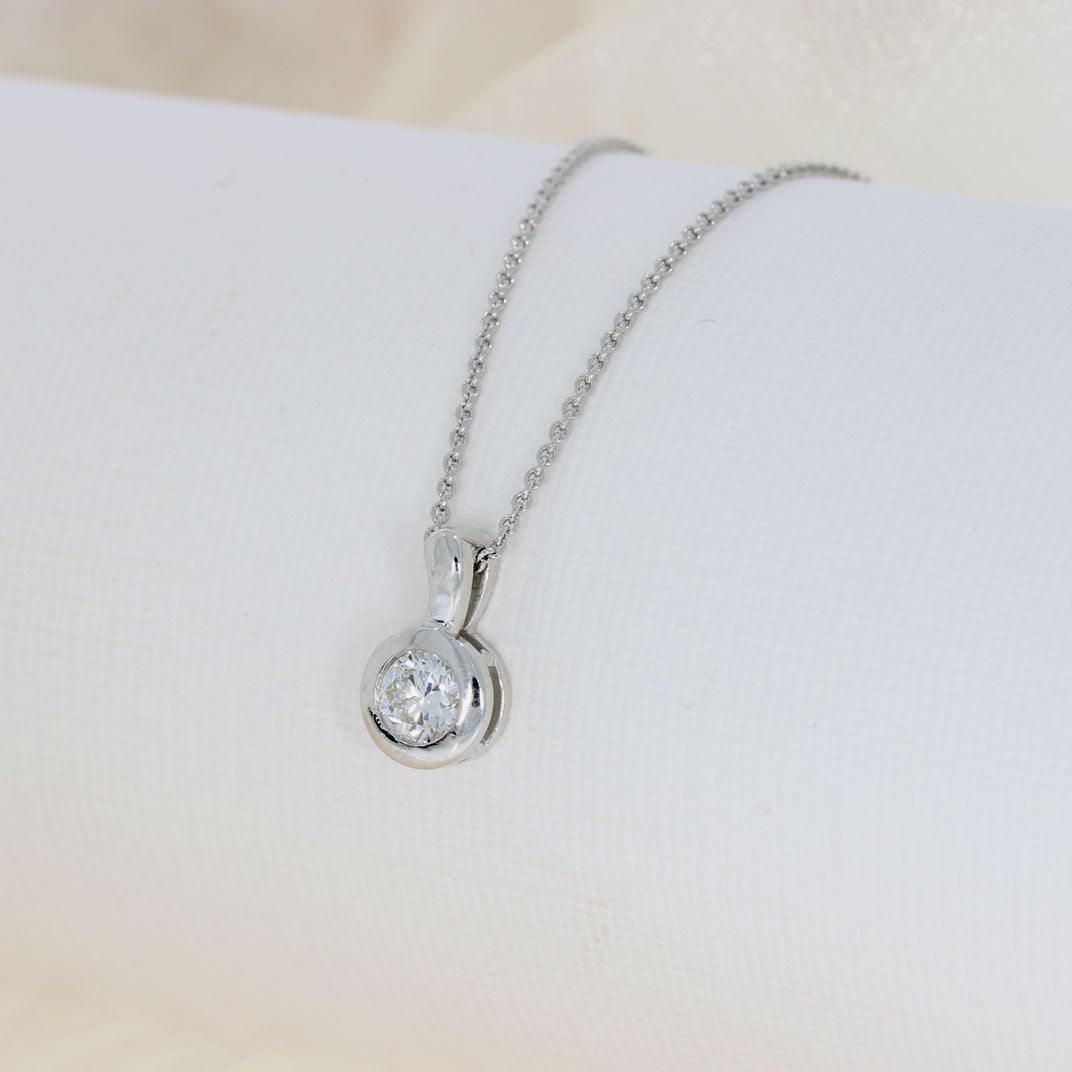 9ct White Gold Round Laboratory Grown Diamond Pendant 0.50ct On 9ct Chain