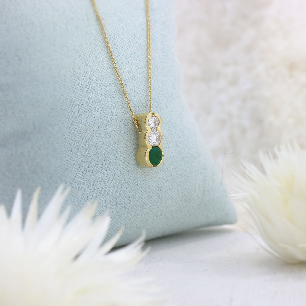 18ct Yellow Gold Emerald & Diamond 3 Stone Pendant on a 18ct Gold 18" Chain