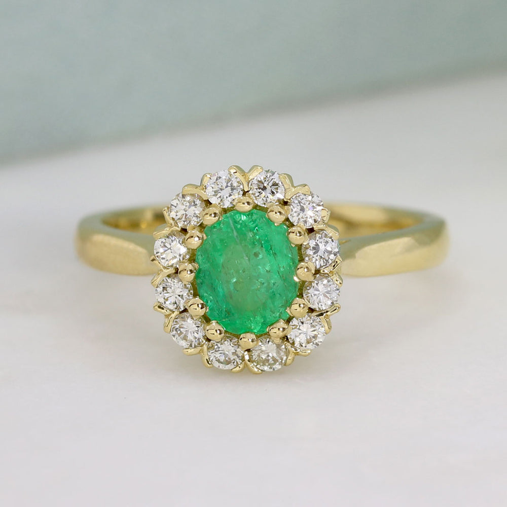 18ct Yellow Gold Oval Emerald & Round Diamond Cluster Ring