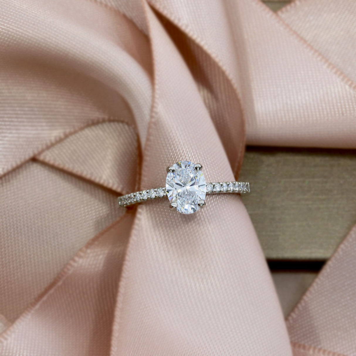 Platinum Lab Grown Oval Diamond Solitaire Ring Shoulder Stones Approx 1.30ct