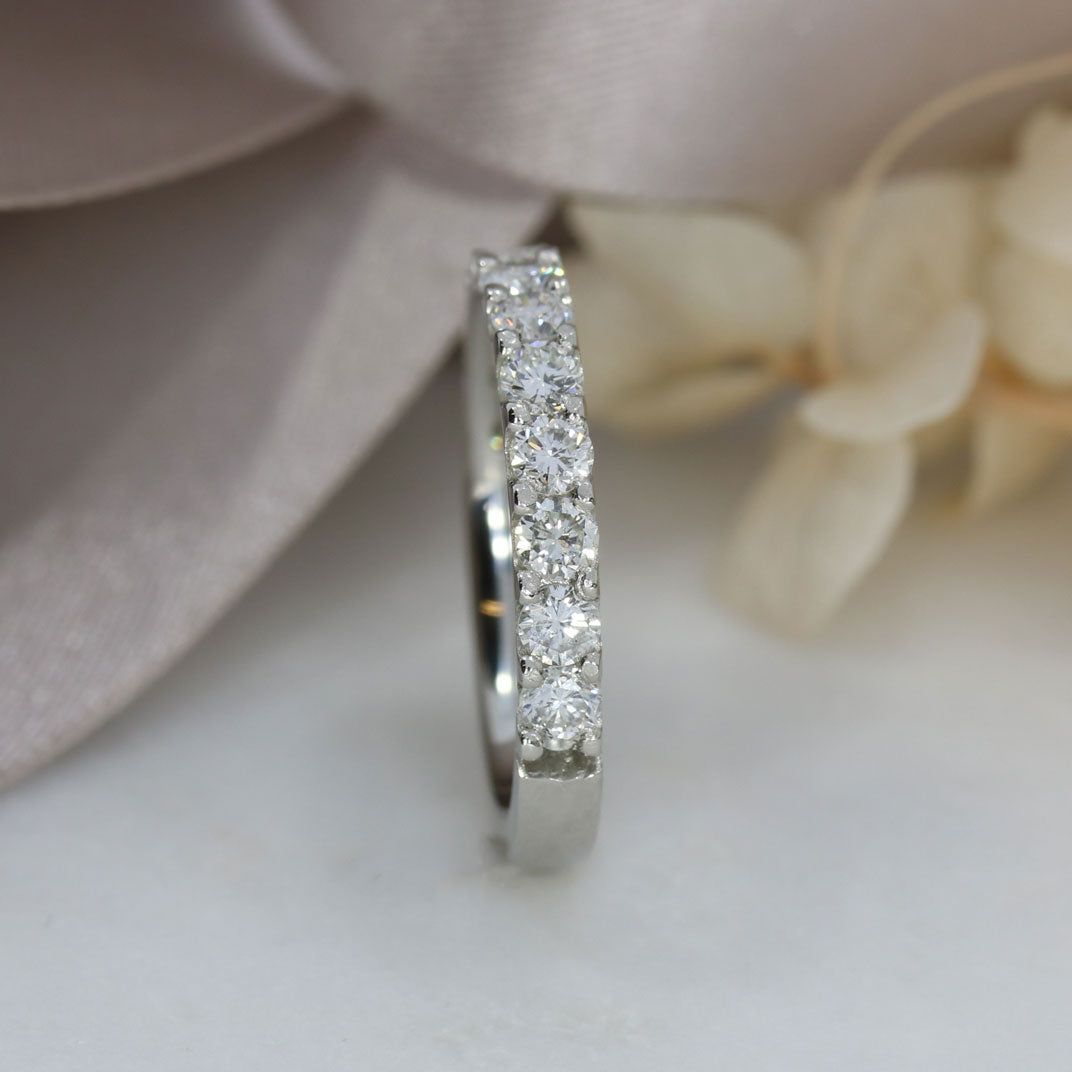 Platinum 12 Stone Claw Set Diamond Eternity Ring 0.95ct