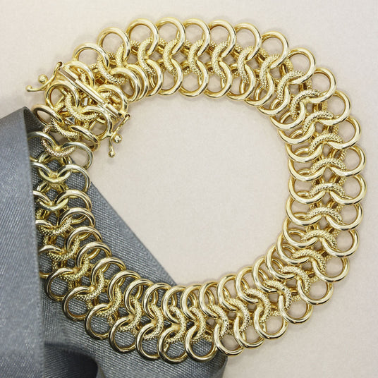 Pre Owned Wide 9ct Gold 3 Row Interlocking Circle Link Bracelet