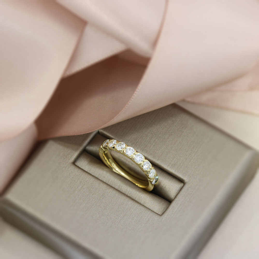 18ct Gold Brilliant Cut Lab Grown Diamond Eternity Ring 1.05ct