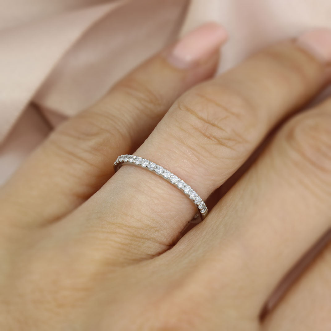 Platinum Round Brilliant Cut Lab Grown Diamond Eternity Ring 0.25ct