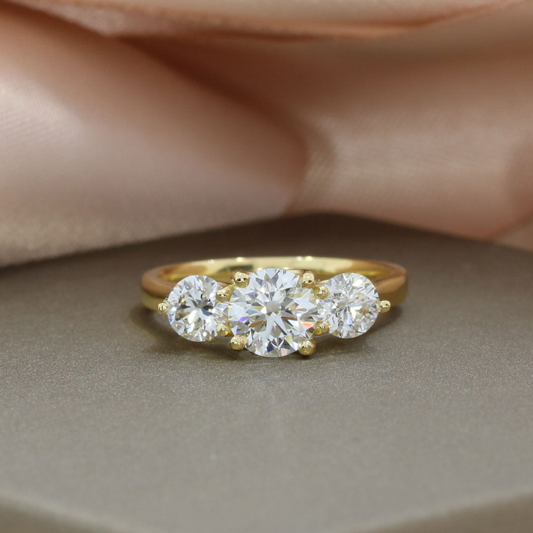 18ct Gold Certified Lab Grown Round Brilliant Cut Diamond 3 Stone Ring Total Approx 1.82ct
