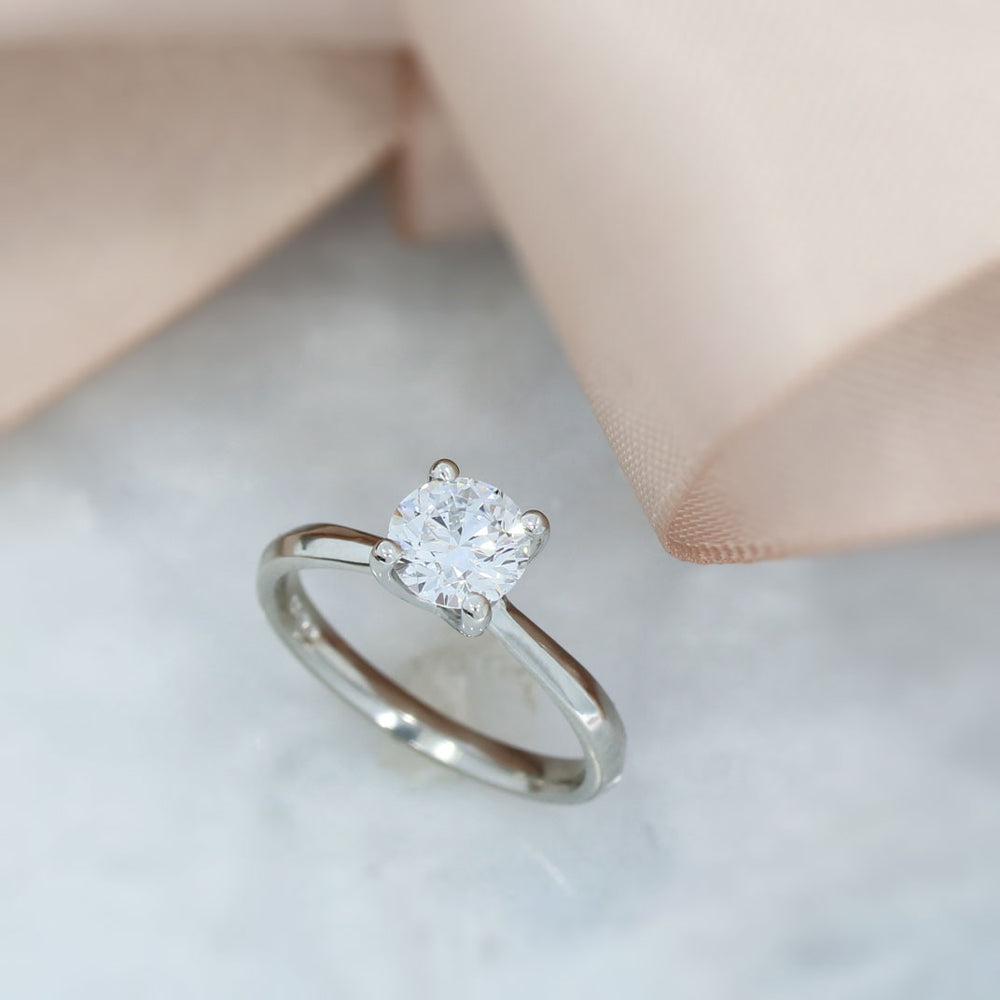 Platinum 4 Claw Certified Laboratory Grown Diamond Solitaire Ring 1.00ct E VS1