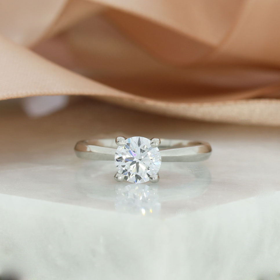 Platinum 4 Claw Certified Laboratory Grown Diamond Solitaire Ring 1.00ct E VS1