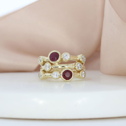 9ct Yellow Gold Laboratory Grown Diamonds & Ruby Bubble Ring