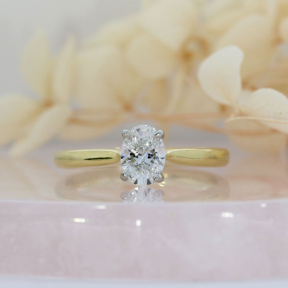 18ct Gold Oval Lab Grown Diamond Solitaire Ring 0.71ct D-F VS-VVS