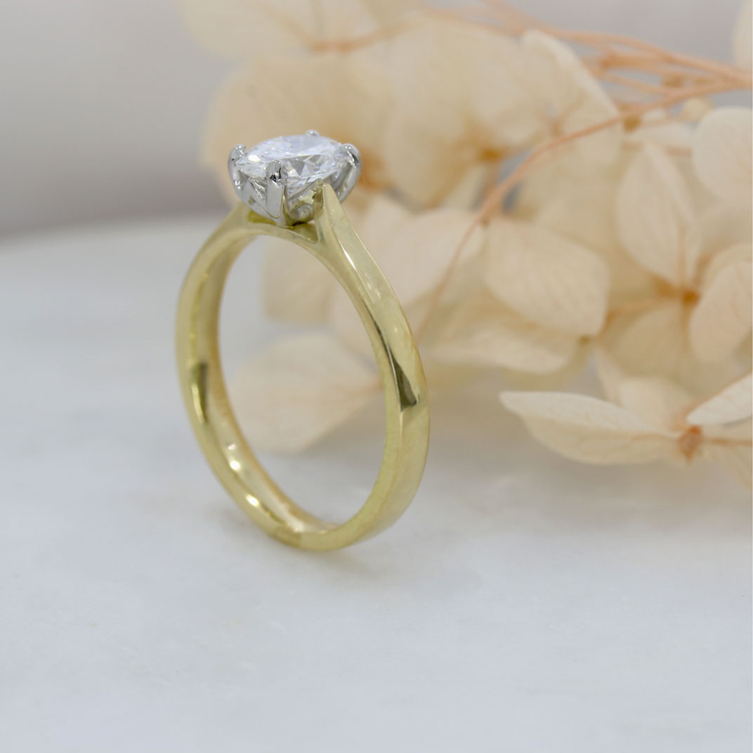 18ct Gold Oval Lab Grown Diamond Solitaire Ring 0.71ct D-F VS-VVS