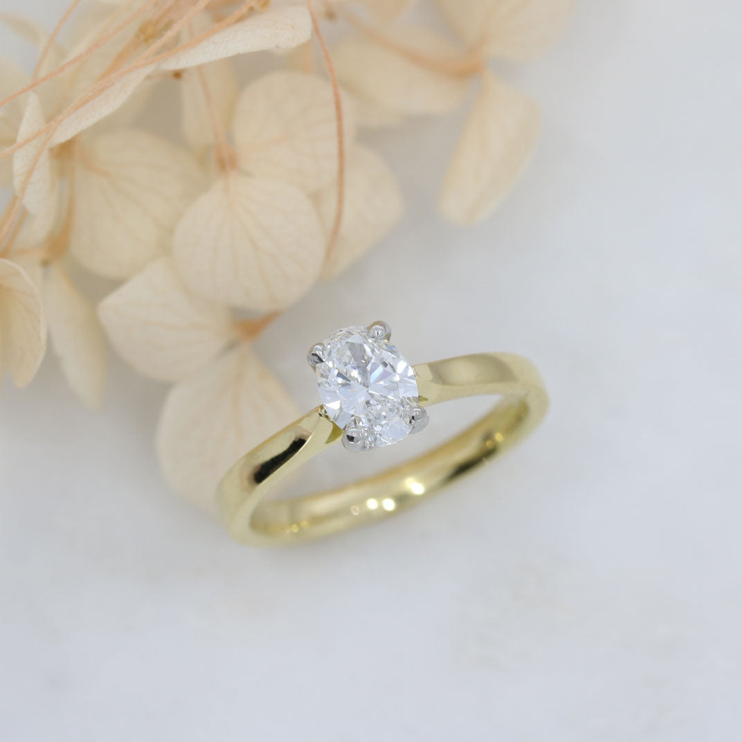 18ct Gold Oval Lab Grown Diamond Solitaire Ring 0.71ct D-F VS-VVS