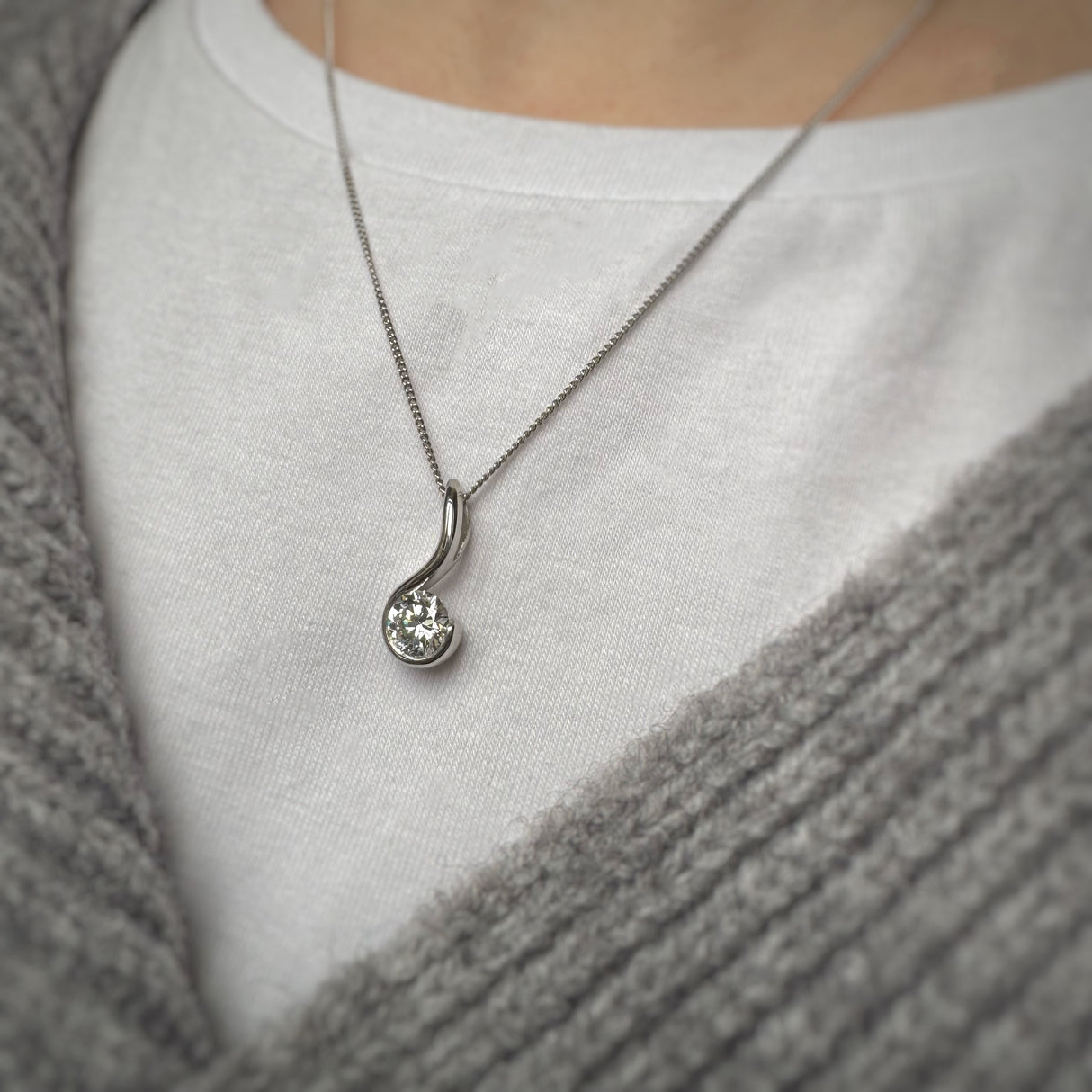 Platinum Rub Over Set Certified Lab Grown Diamond Solitaire Drop Pendant 1.00ct E VS1