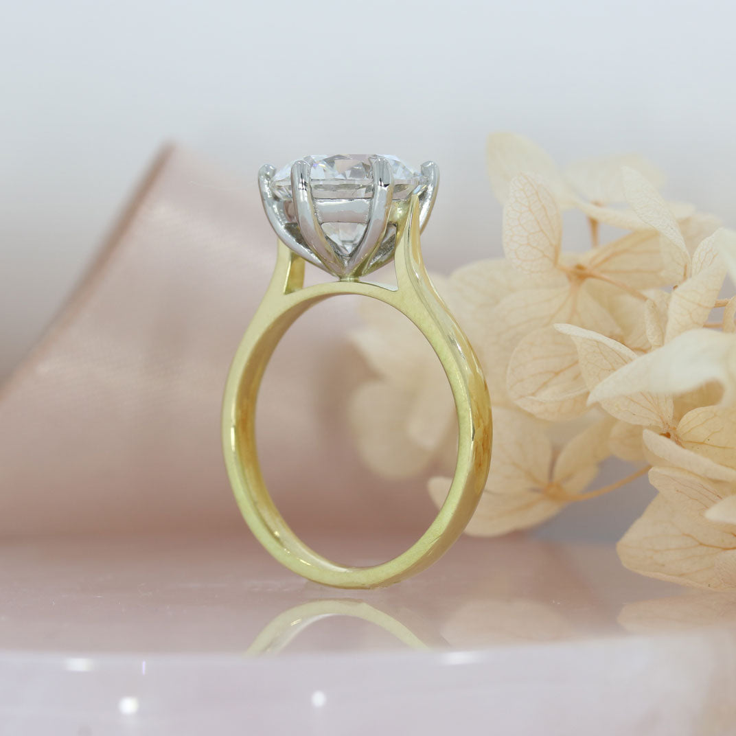 18ct Gold & Platinum Certified Lab Grown Diamond Solitaire Ring E VS2 4.00ct