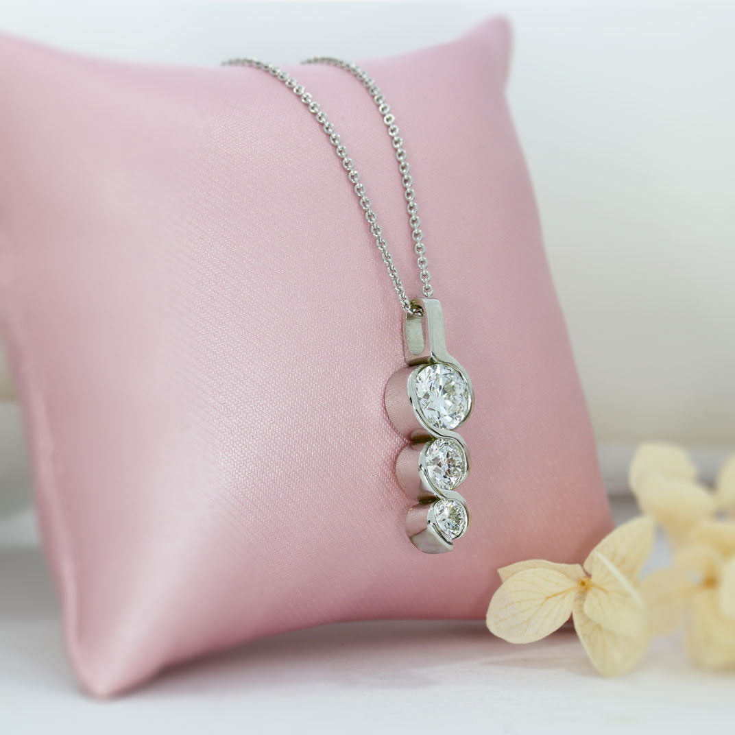 9ct White Gold Graduating Laboratory Grown Diamond Pendant Total 1.86ct 20 inch