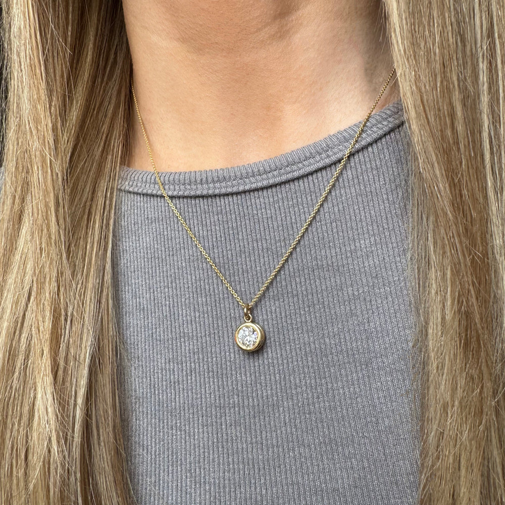 9ct Yellow Gold Lab Grown Diamond Solitaire Pendant 1.06ct on 9ct 20" Chain