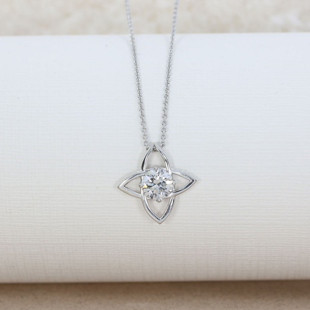 9ct Gold Lab Grown Diamond Flower Shape Pendant 1.00ct On 9ct 18" Chain