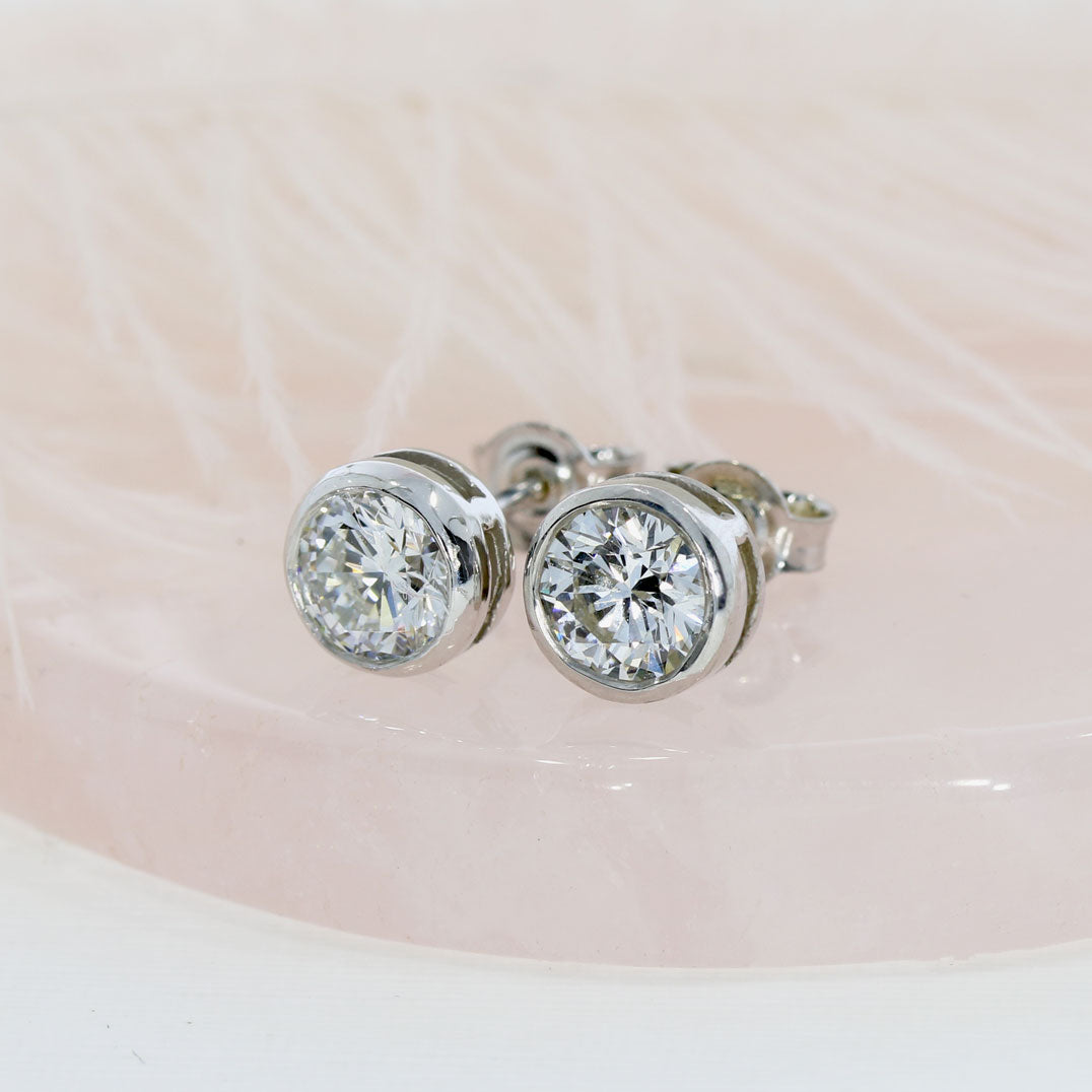 9ct White Gold Brilliant Cut Lab Diamond Stud Earrings Total 2.03ct