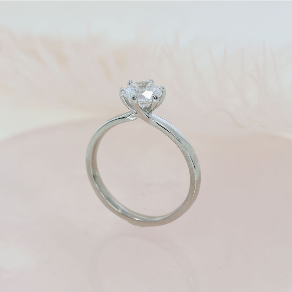 Platinum Certified Round 6 Claw Set Laboratory Grown Diamond Solitaire 1.00ct