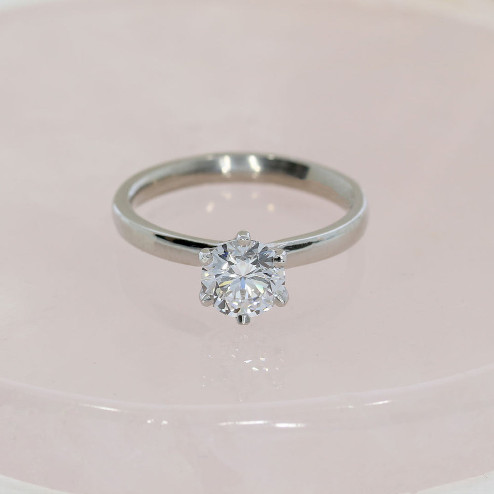 Platinum Certified Round 6 Claw Set Laboratory Grown Diamond Solitaire 1.00ct