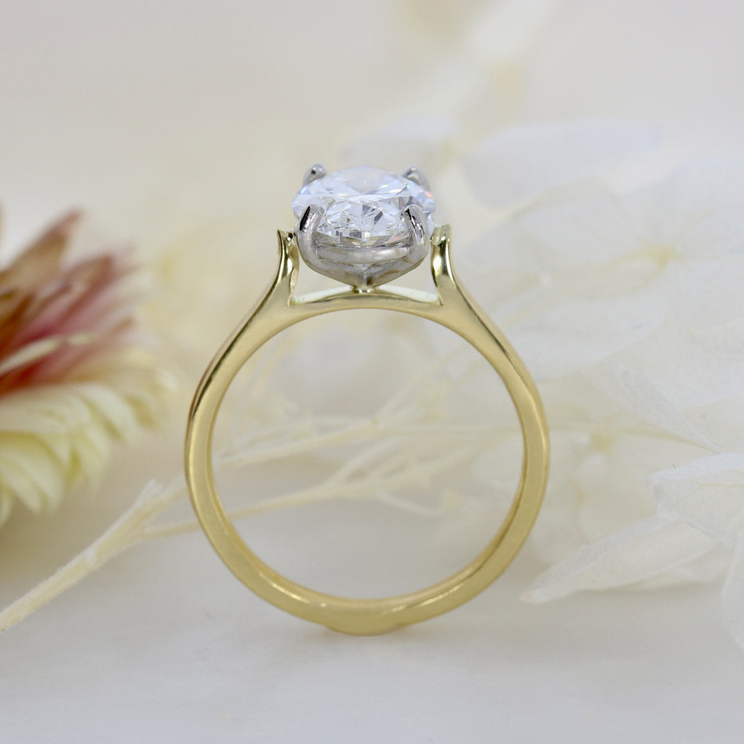 18ct Yellow Gold & Platinum Certified Oval Lab Grown Diamond Solitaire Ring 2.50ct D VS2