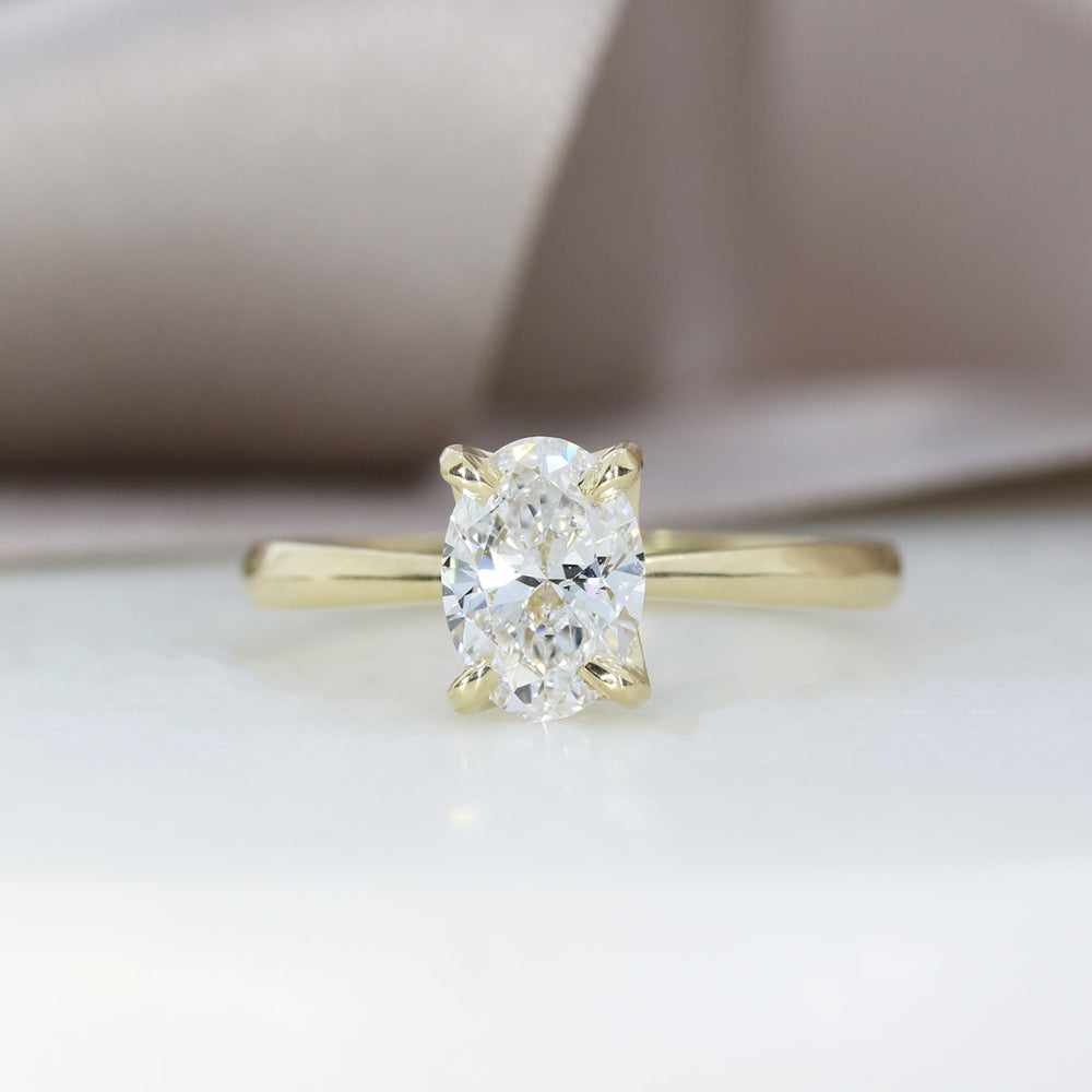 9ct Yellow Gold 4 Claw Set Oval Lab Grown Diamond Solitaire Ring 1.04ct