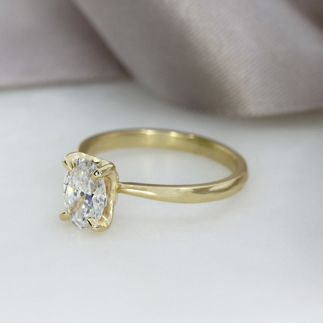 9ct Yellow Gold 4 Claw Set Oval Lab Grown Diamond Solitaire Ring 1.04ct